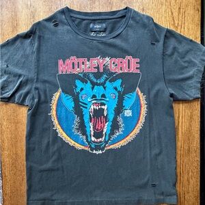 OTHER UK Vintage Motley Crue Graphic T-Shirt size SMALL